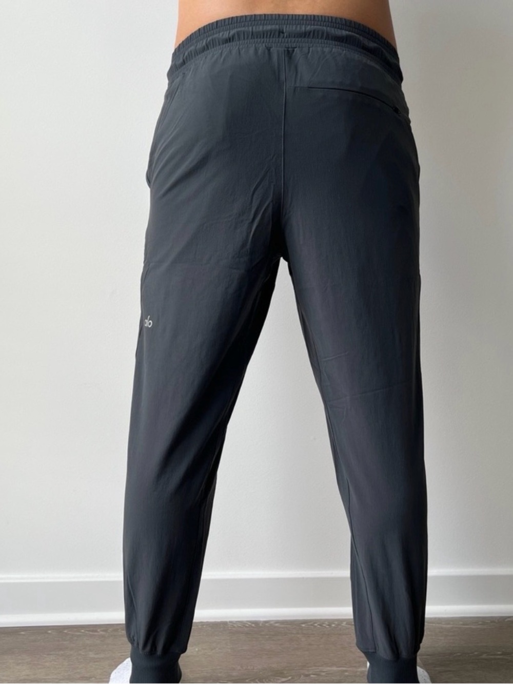 NWT Alo Yoga Unisex Co-Op 7/8 Pant Anthracite Grey XXL